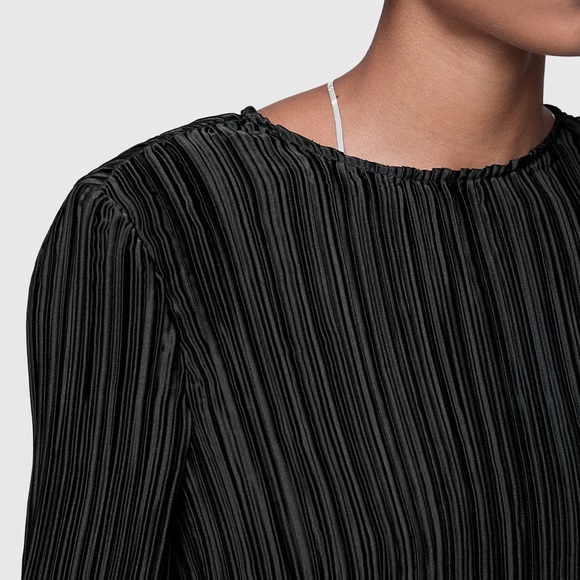 REBECCA MINKOFF Calista Pleated Top Black Textured Blouse Size L Holiday Party - Picture 3 of 9